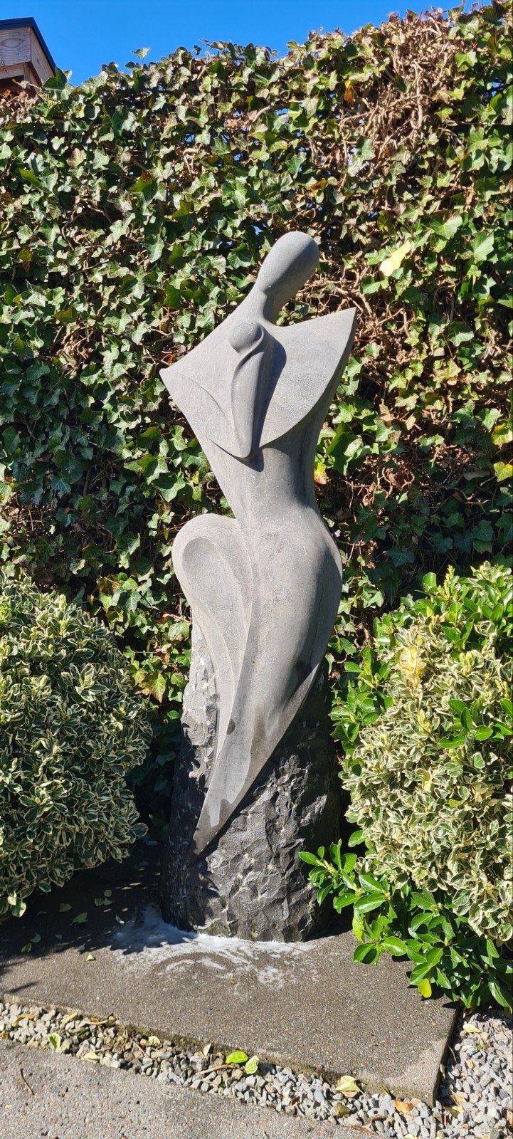 tuinbeeld Classic Love, Ophalen, Steen