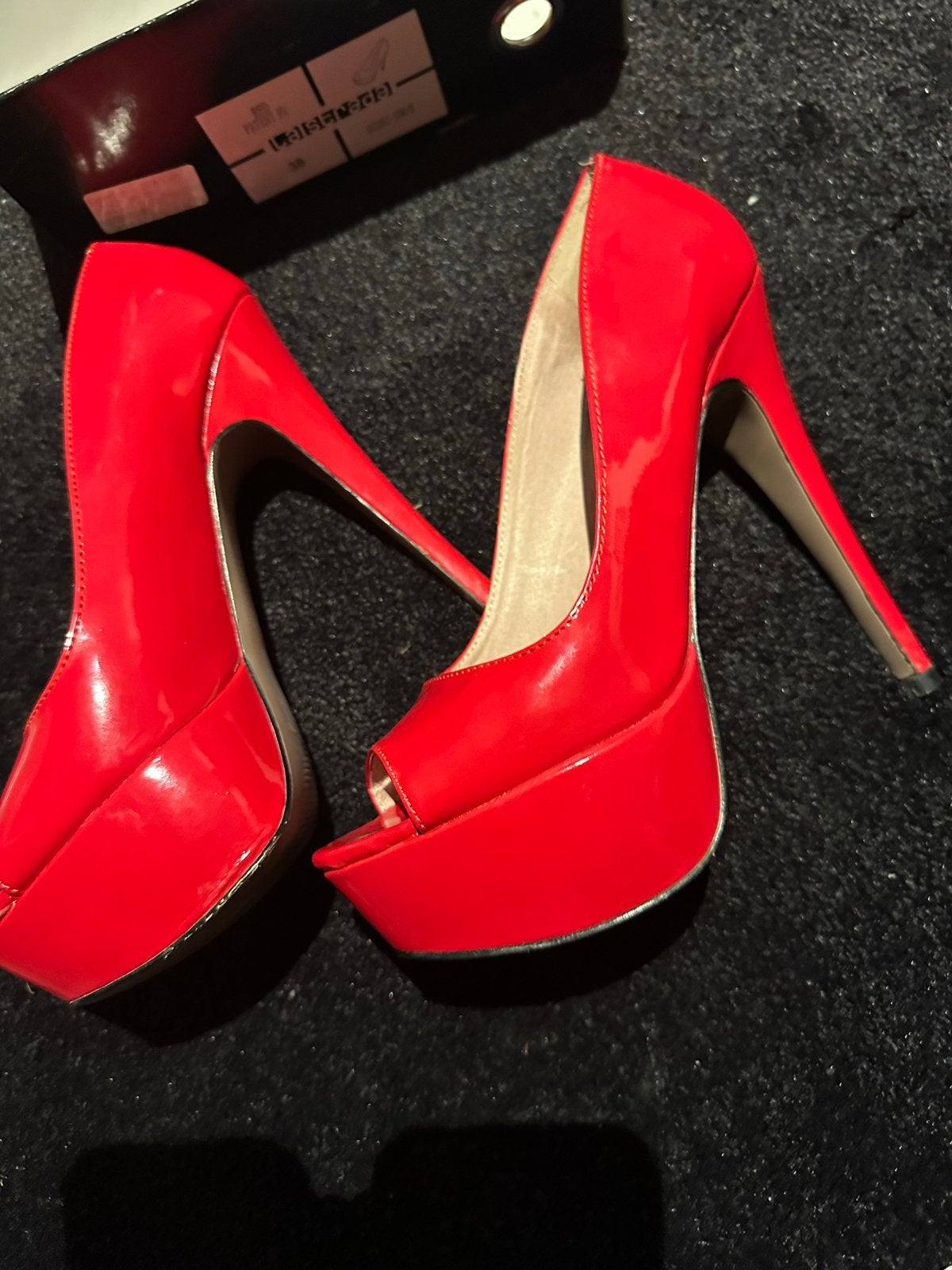 Rode Peep-toe Pumps met Hoge Hakken, Ophalen of Verzenden, Zo goed als nieuw, Rood, Schoenen met hoge hakken