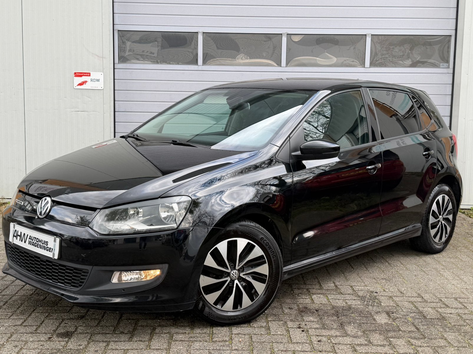 Volkswagen Polo / 1.4 TDI / 2015 / EXPORT* / TURBO DEFECT! /, Voorwielaandrijving, 74 pk, Zwart, 580 kg