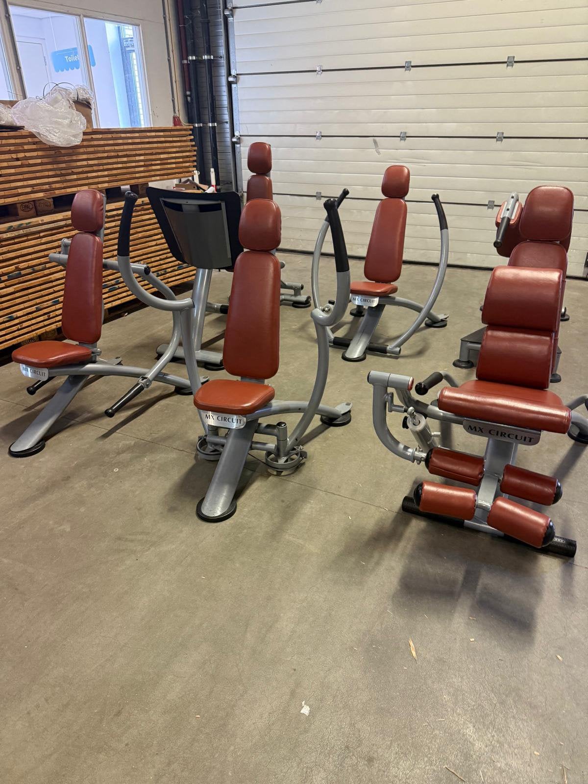 Matrix circuit, Sport en Fitness, Ophalen, Zo goed als nieuw, Buik, Krachtstation
