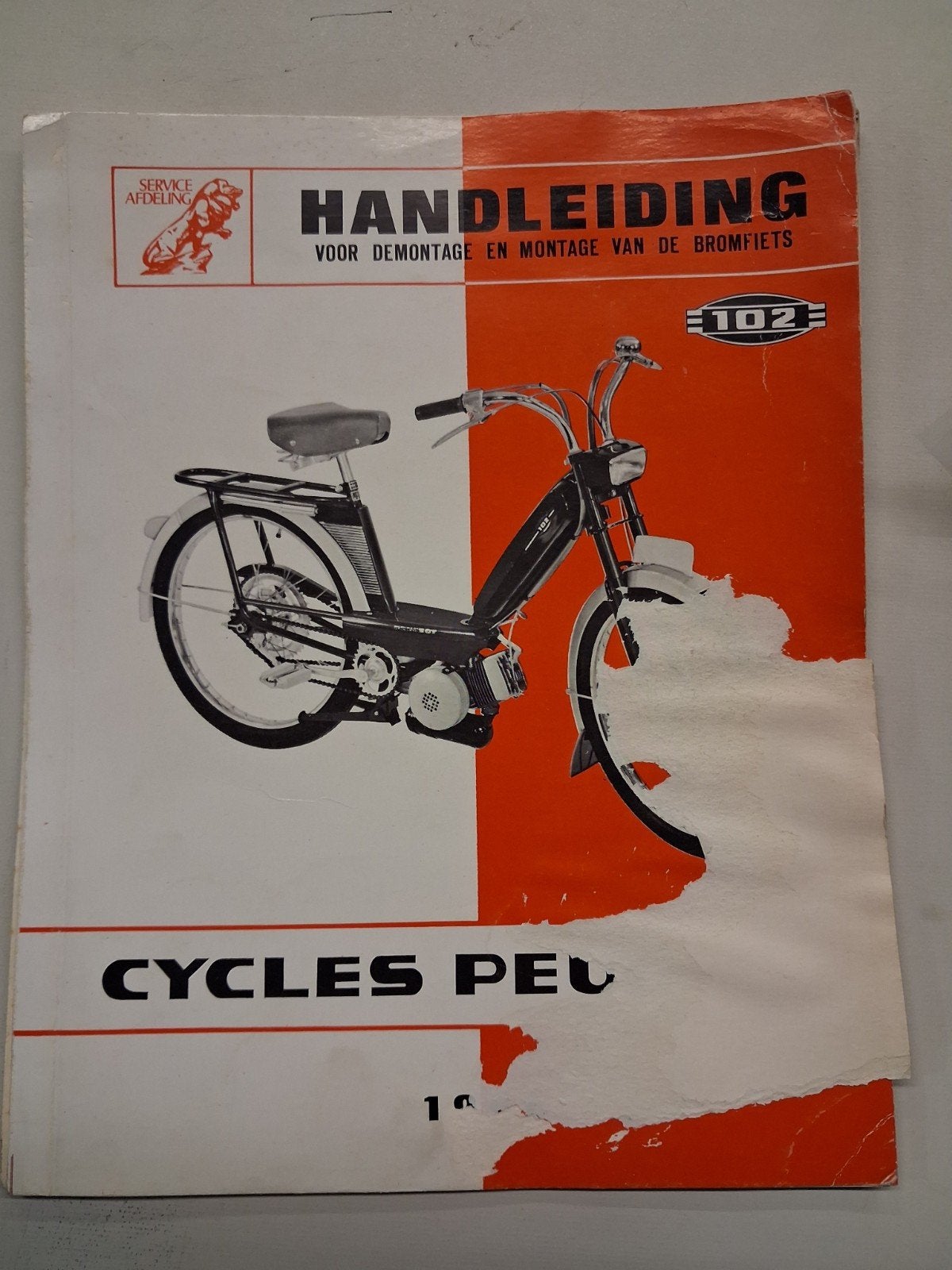 Handleiding Peugeot 102 Bromfiets - Demontage & Montage, Ophalen of Verzenden, Gebruikt