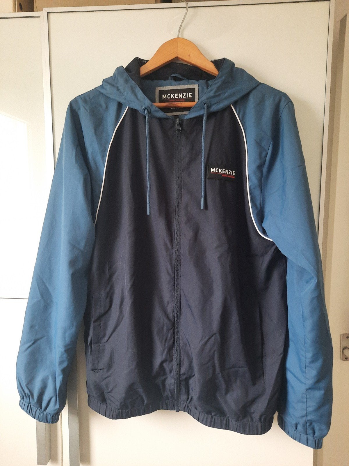 McKenzie Windjack - Blauw/Donkerblauw Maat M, Ophalen of Verzenden, Zo goed als nieuw, McKenzie, Maat 48/50 (M)