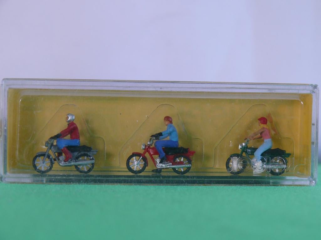 Preiser figuren HO 19 stuks doosjes  in O.V.P., Overige merken, Gelijkstroom of Wisselstroom, Overige typen, Nieuw