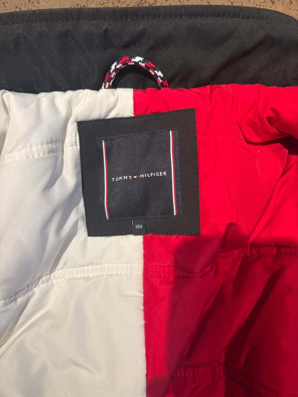 Winterjas Tommy Hilfiger, Ophalen, Zo goed als nieuw, Jongen, Jas