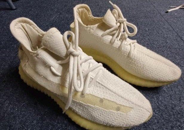 Adidas Yeezy Boost 350 V2 Light / Bone maat 42, Kleding | Heren, Wit, Ophalen of Verzenden, Adidas Yeezy, Gedragen