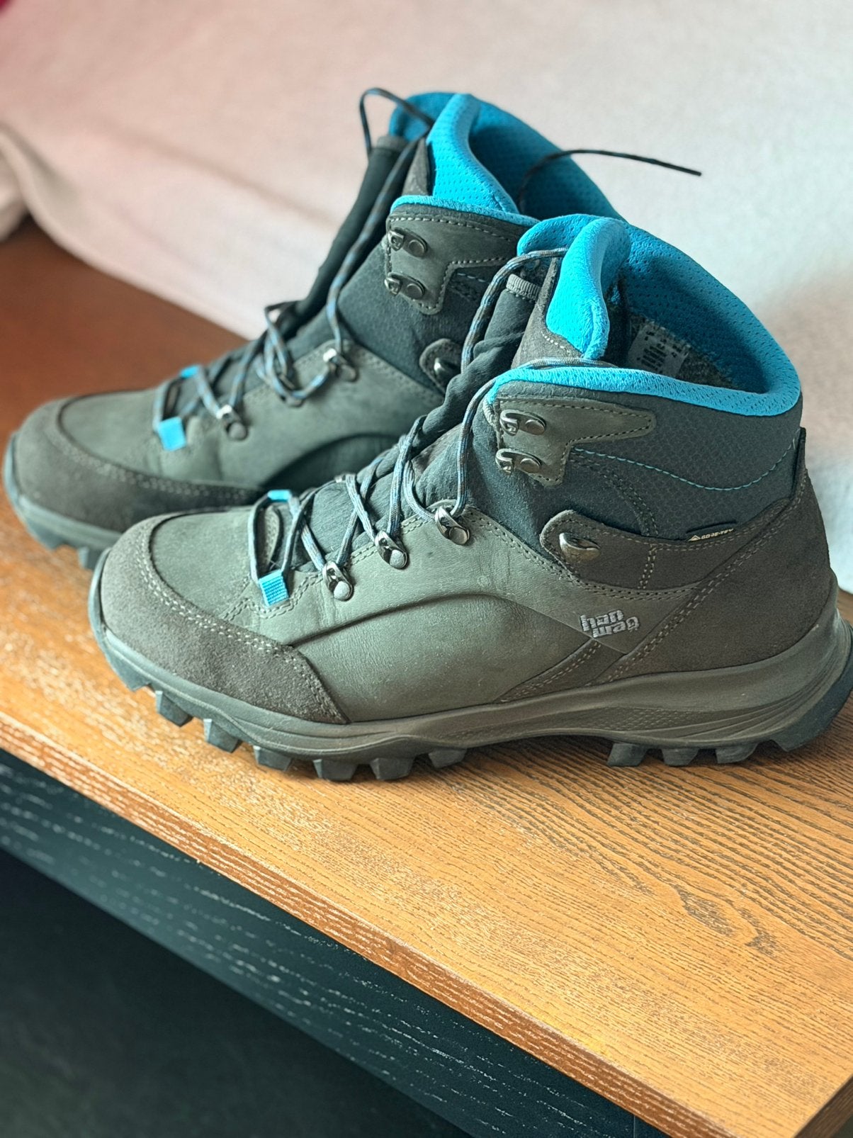 Hanwag wandelschoenen maat 42, Ophalen, Zo goed als nieuw, Schoenen