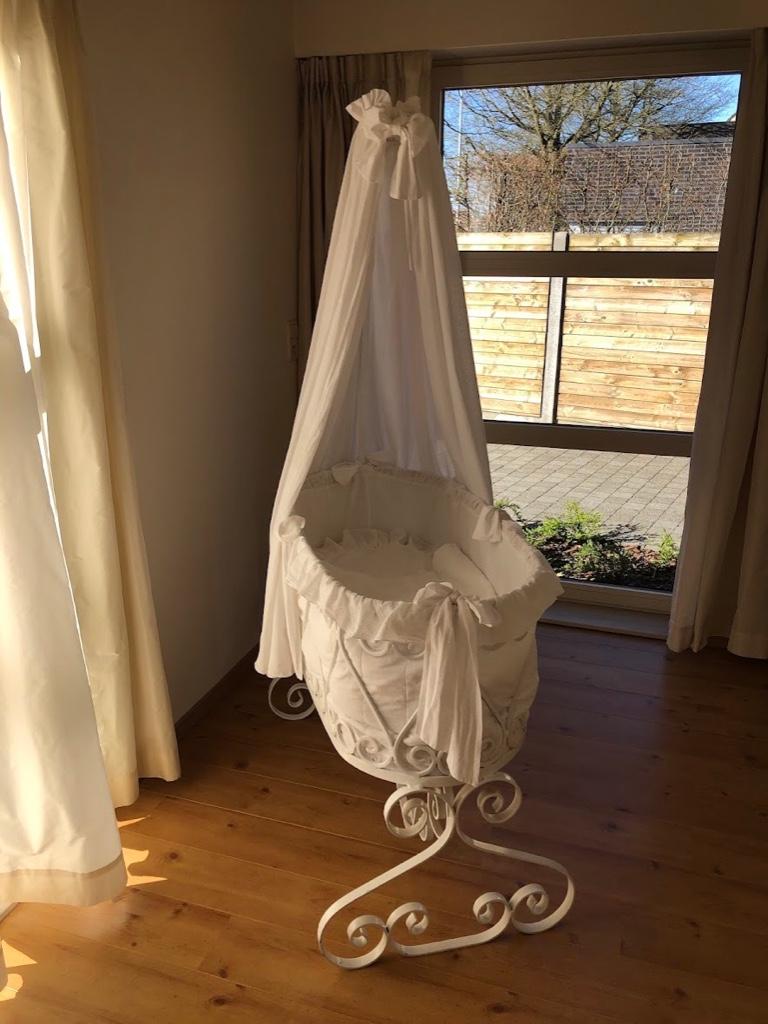 Smeedijzeren babywieg, Ophalen, Zo goed als nieuw, Wieg
