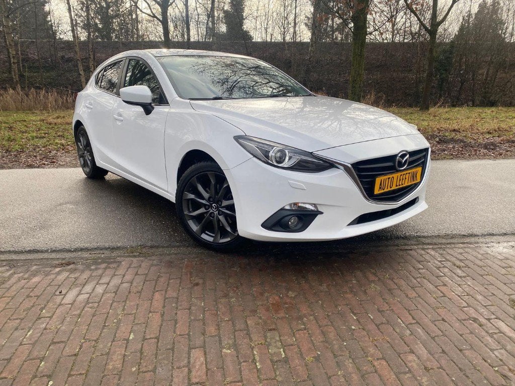 Mazda 3 Nakama, 2016, Wit, Alcantara, Dealer onderhouden, Auto's, 1998 cc, Euro 6, 4 cilinders, Alcantara