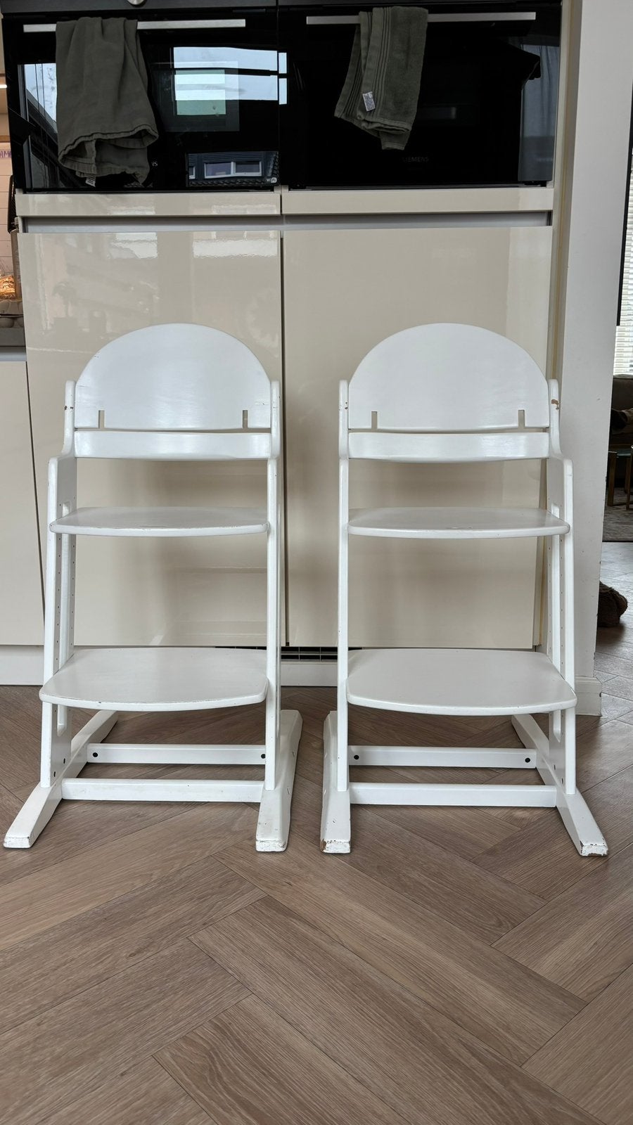 2 x kinderstoelen BabyDan DanChair wit, Ophalen, Gebruikt, Meegroeistoel, Aanschuifbaar