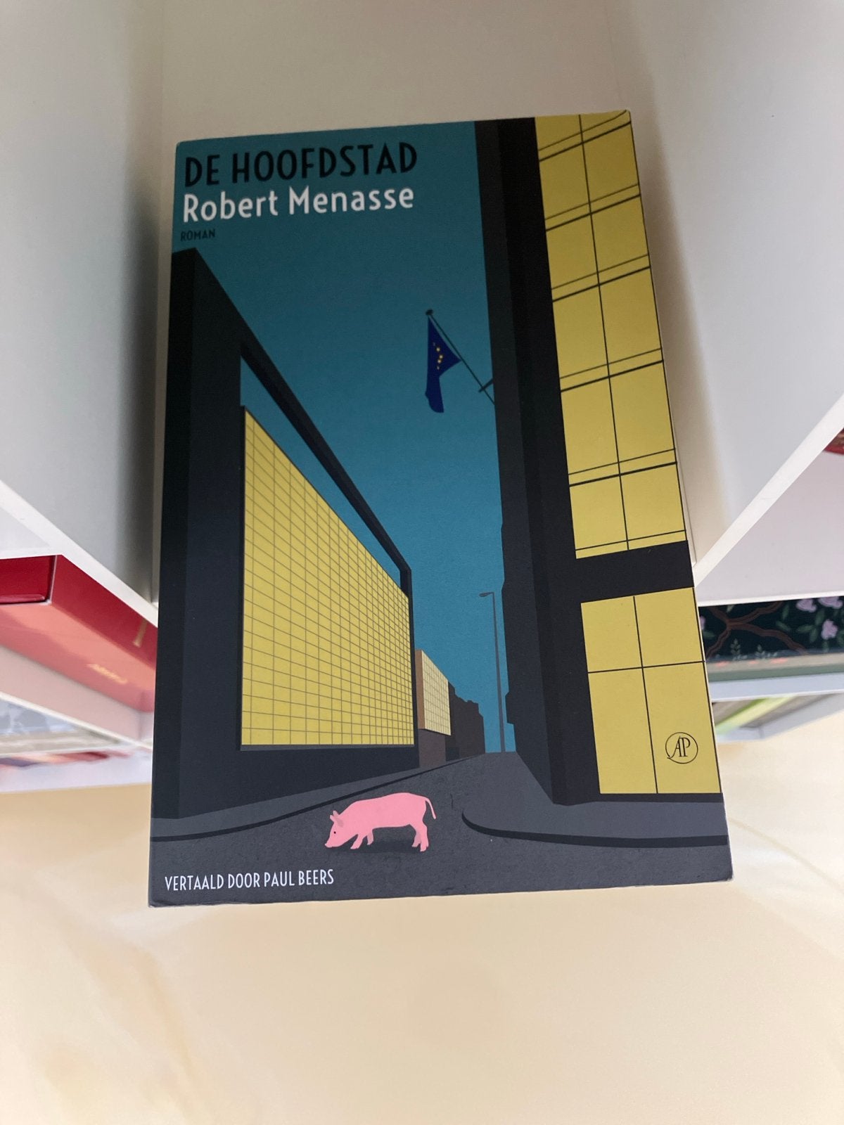 De Hoofdstad - Robert Menasse (Roman), Ophalen of Verzenden, Gelezen, Europa overig