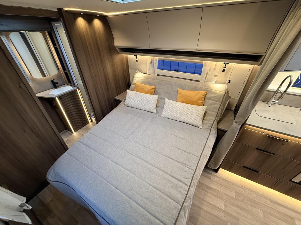 Kabe Imperial 740 TDL E8, Caravans en Kamperen, Rondzit, Schokbreker, 7 tot 8 meter, Bedrijf