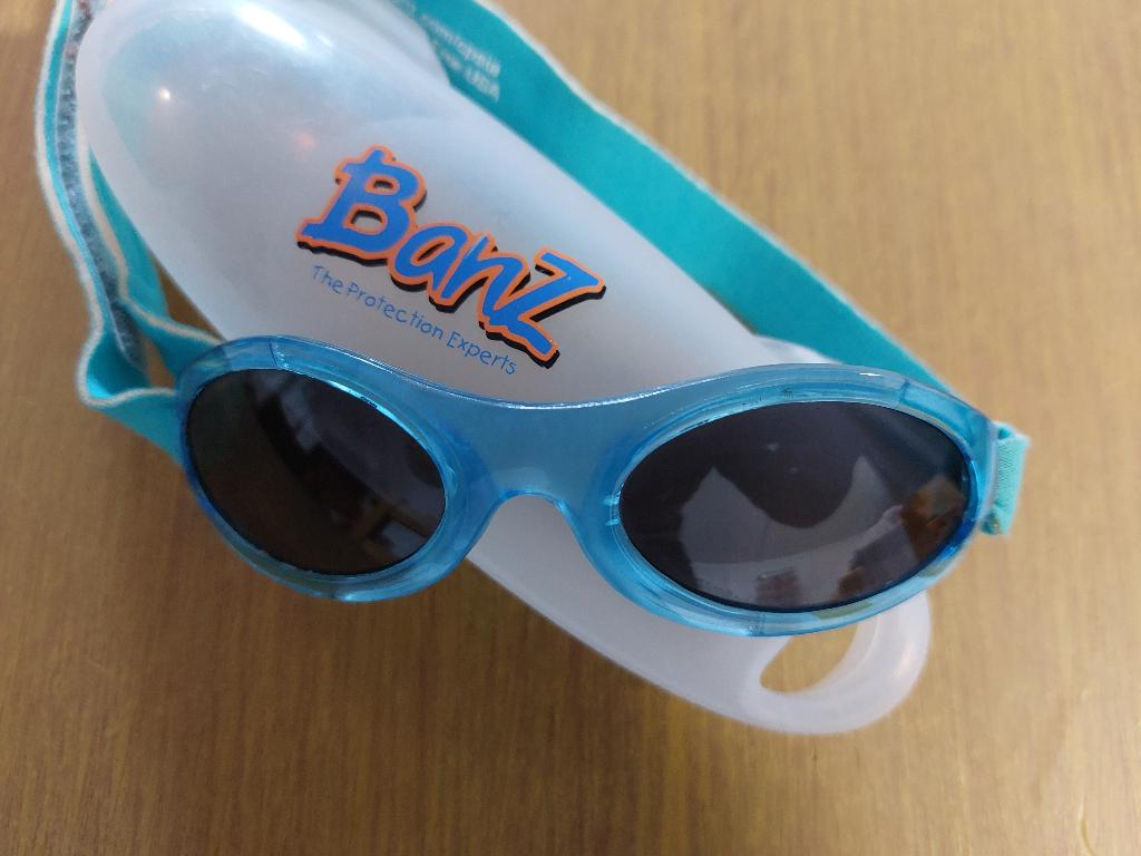 Baby Banz zonnebril 0-2 jaar met opbergkoffer, Ophalen of Verzenden, Gebruikt