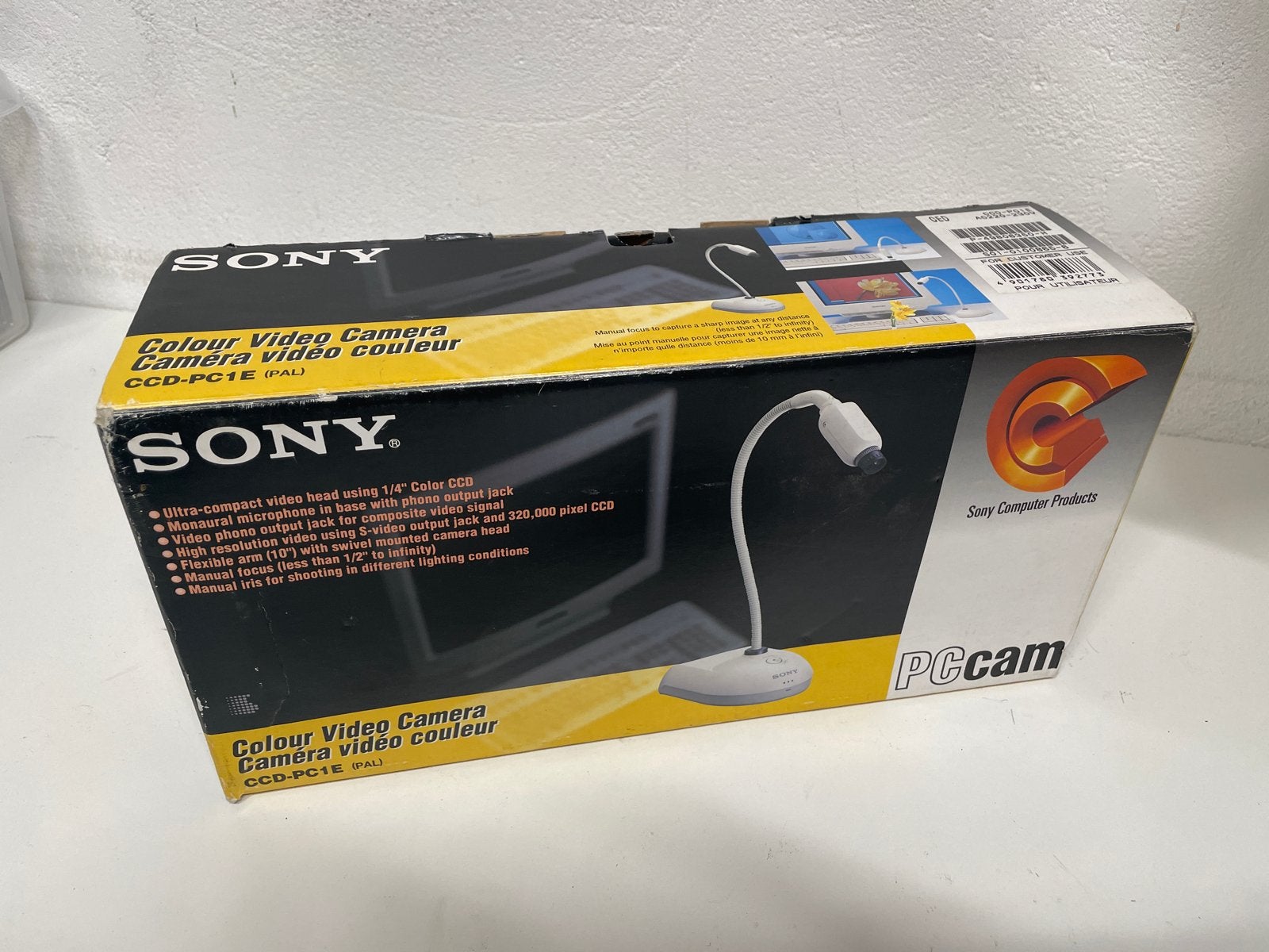 Sony CCD-PC1E PCcam Kleuren cam (PAL), Computers en Software, Webcams, Ophalen of Verzenden, Zo goed als nieuw, Windows, Microfoon
