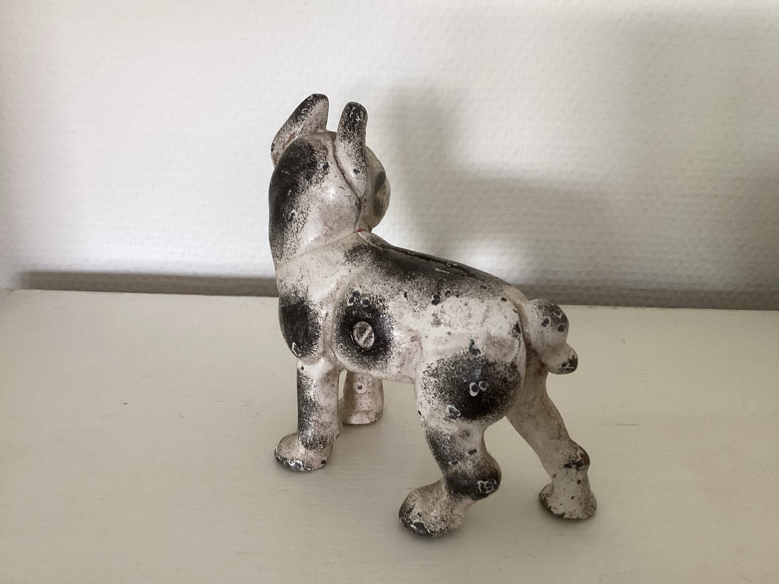 Vintage gietijzeren hond beeldje - Bulldog spaarpot, Ophalen of Verzenden, Gebruikt, Dier