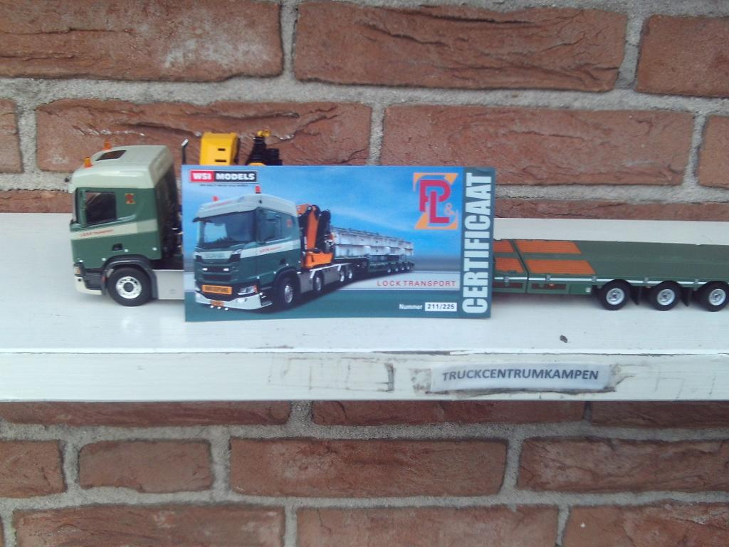 WSI  Scania R  Normal  8 x 4  van  Lock  Transport., Ophalen of Verzenden, Nieuw, Bus of Vrachtwagen, Wsi