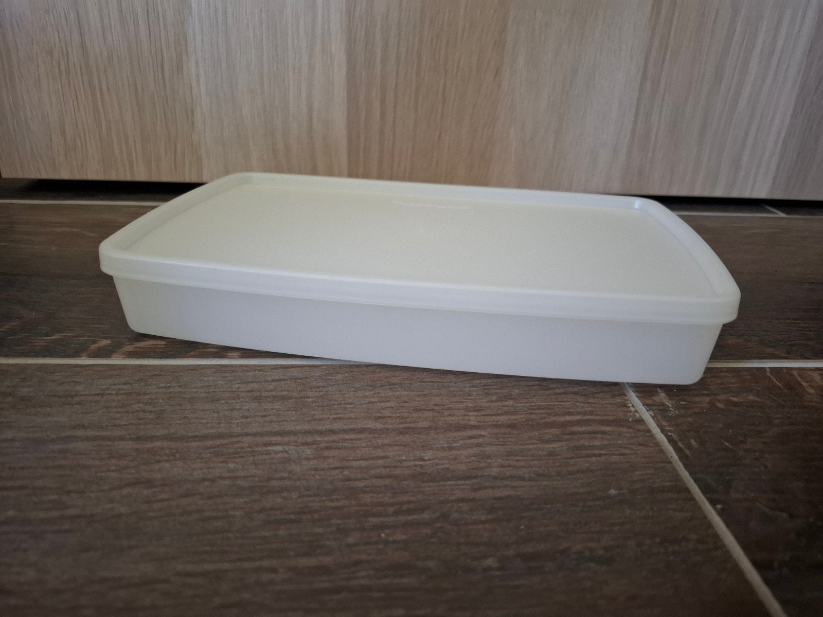 Tupperware bewaardoos 0,6L - Ideaal voor koelkast, Gebruikt, 600 ml, Wit, Ophalen of Verzenden