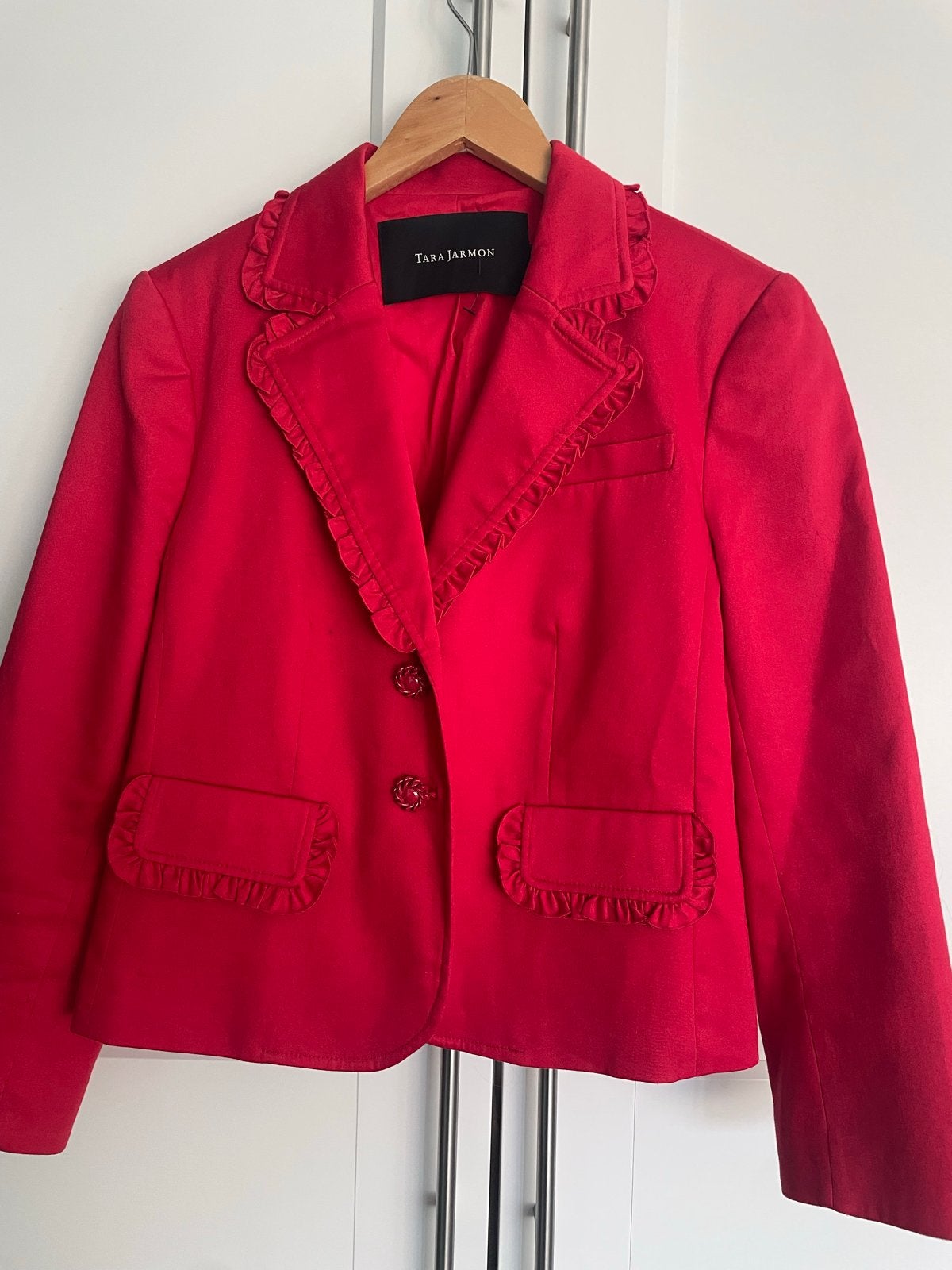 Tara Jarmon Rood Jasje met Ruches - Maat 38/40 (M), Maat 38/40 (M), Ophalen of Verzenden, Zo goed als nieuw, Jasje