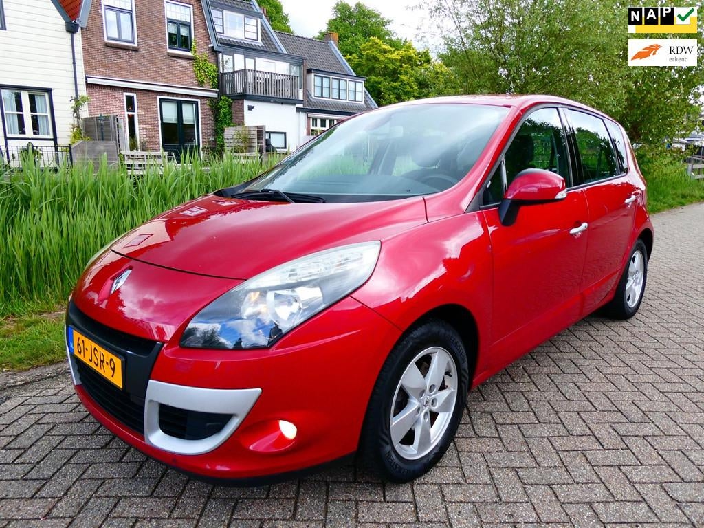 Renault Scénic 1.4 TCE 131pk Clima Cruise Navi PDC Trekhaak, Voorwielaandrijving, Stof, 1295 kg, 4 cilinders