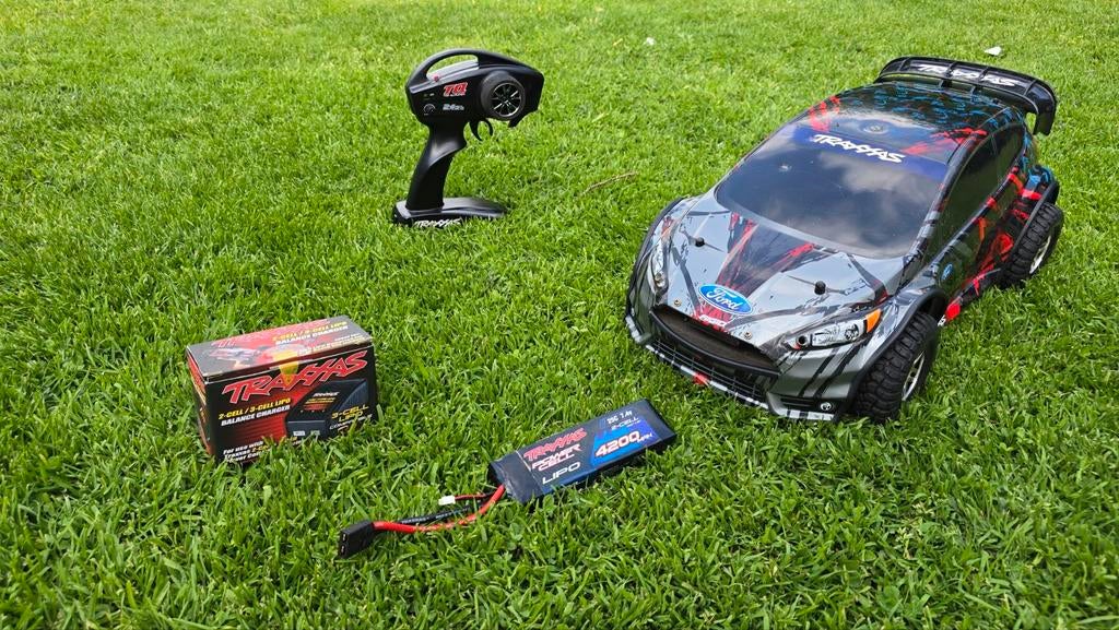 Traxxas Rally 1/10 Ford Fiesta 4x4 ready to run!, Elektro, Auto offroad, Ophalen of Verzenden, Zo goed als nieuw