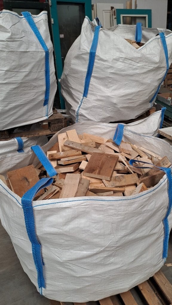 Bigbags 0,8m³ blokken en aanmaakhout 5 stuks p.s., 3 tot 6 m³, Ophalen, Overige houtsoorten, Blokken
