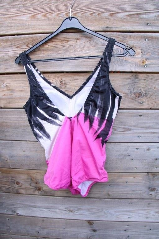 Badpak zwart/ roze/ creme Charmline mt 44C Vaste prijs, Zwart, Badpak, Ophalen of Verzenden, Zo goed als nieuw
