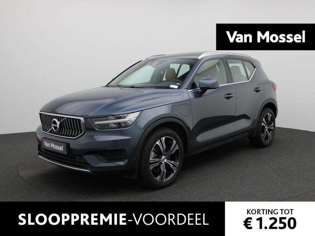 Volvo XC40 1.5 T4 Recharge Inscription | Automaat | Panorama, 12 maanden, Euro 6, 1712 kg, Blauw