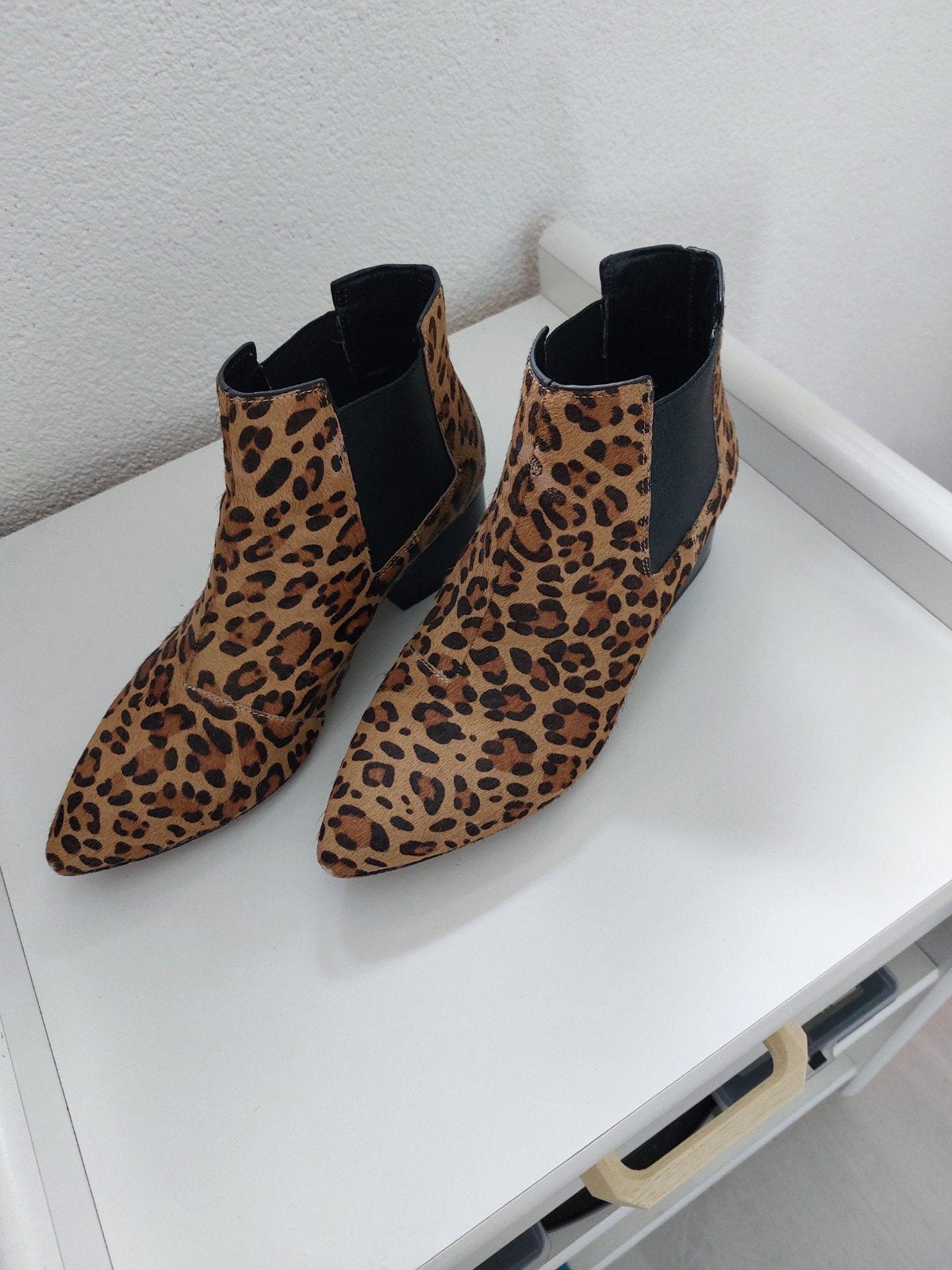 FRENCH CONNECTION.   NIEUWE LAARSJES.  MAAT 38, Ophalen of Verzenden, Nieuw, Zwart