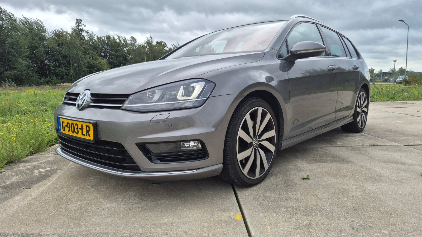 Golf 1.4 TSI 150pk Variant 2x R-line DSG Pano camera 18", Auto's, Stof, 4 cilinders, 150 pk, 1500 kg