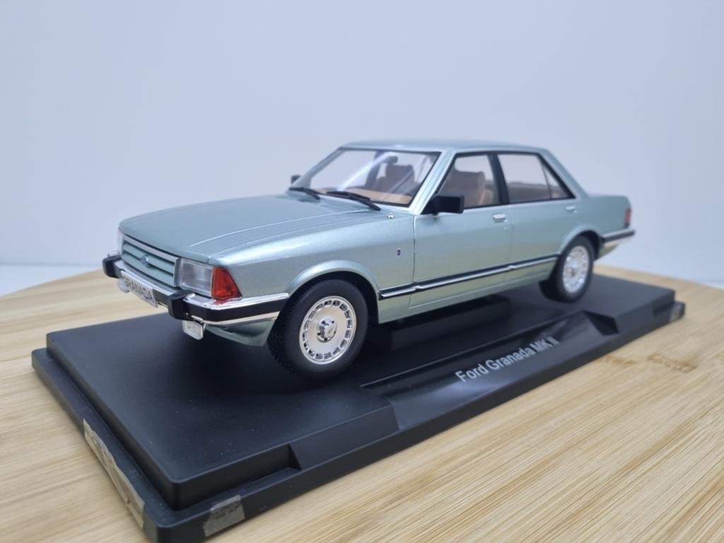 Uitverkoop! MCG Ford Granada MK II 2.8 Ghia 1:18 Lichtgroen, Hobby en Vrije tijd, Modelauto's | 1:18, Overige merken, C, Nieuw