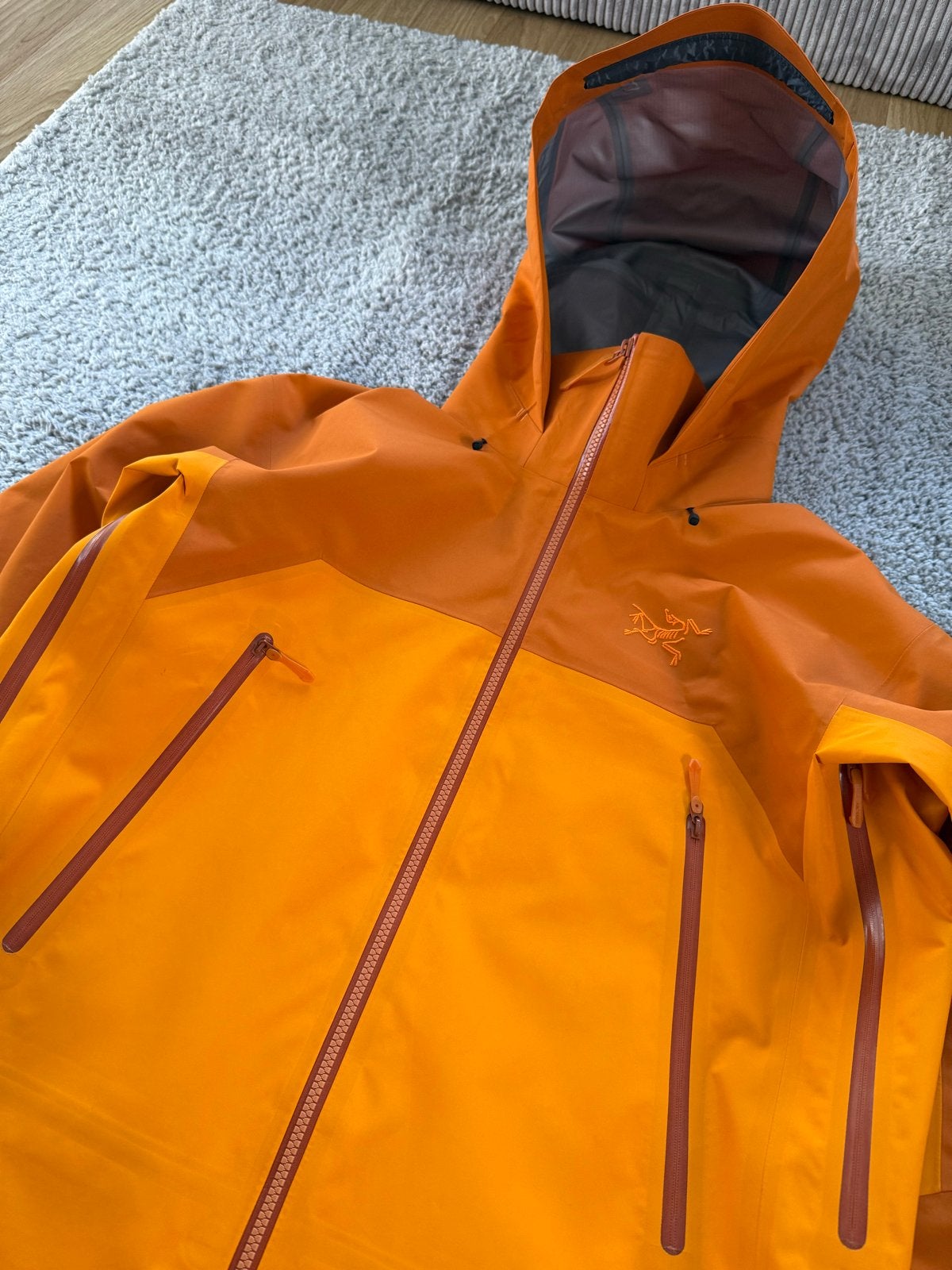 Arc'teryx Beta AR Jacket Heren - Oranje - Maat M, Ophalen of Verzenden, Zo goed als nieuw, Maat 48/50 (M), Oranje