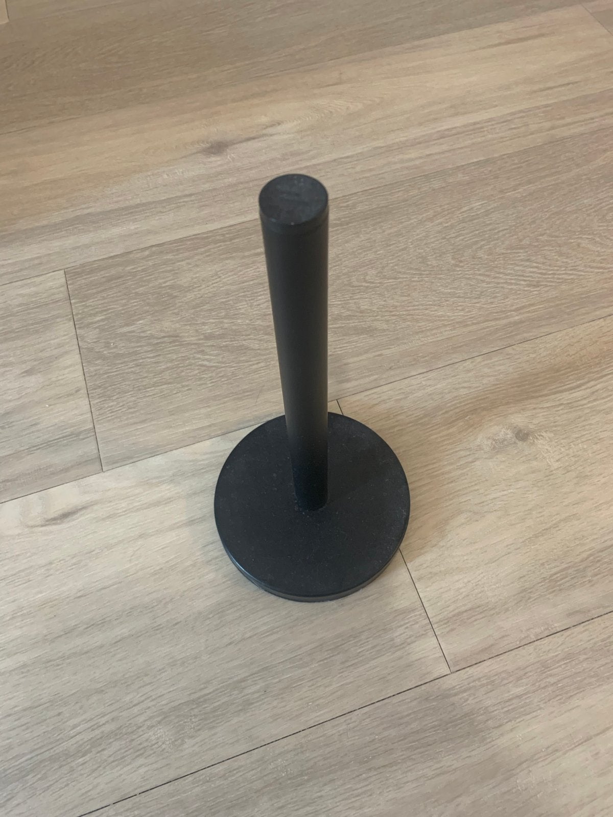Zwarte metalen keukenrolhouder, Huis en Inrichting, Ophalen of Verzenden, Gebruikt, Zwart, Metaal