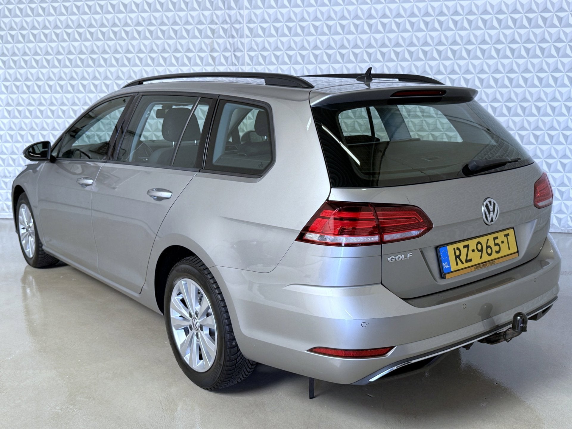 Volkswagen Golf Variant 1.0 TSI Comfortline ACC + TREKHAAK (, Auto's, 1195 kg, Gebruikt, Euro 6, Origineel Nederlands