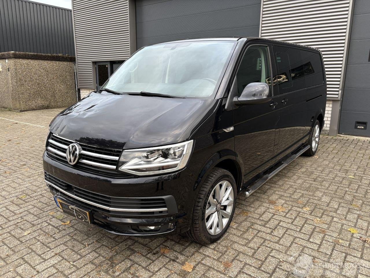 Volkswagen Transporter 2.0 TDI AUTOMAAT / 200PK / DUBBELCABI, Auto diversen, Automaat, Overige carrosserieën, Volkswagen, Diesel