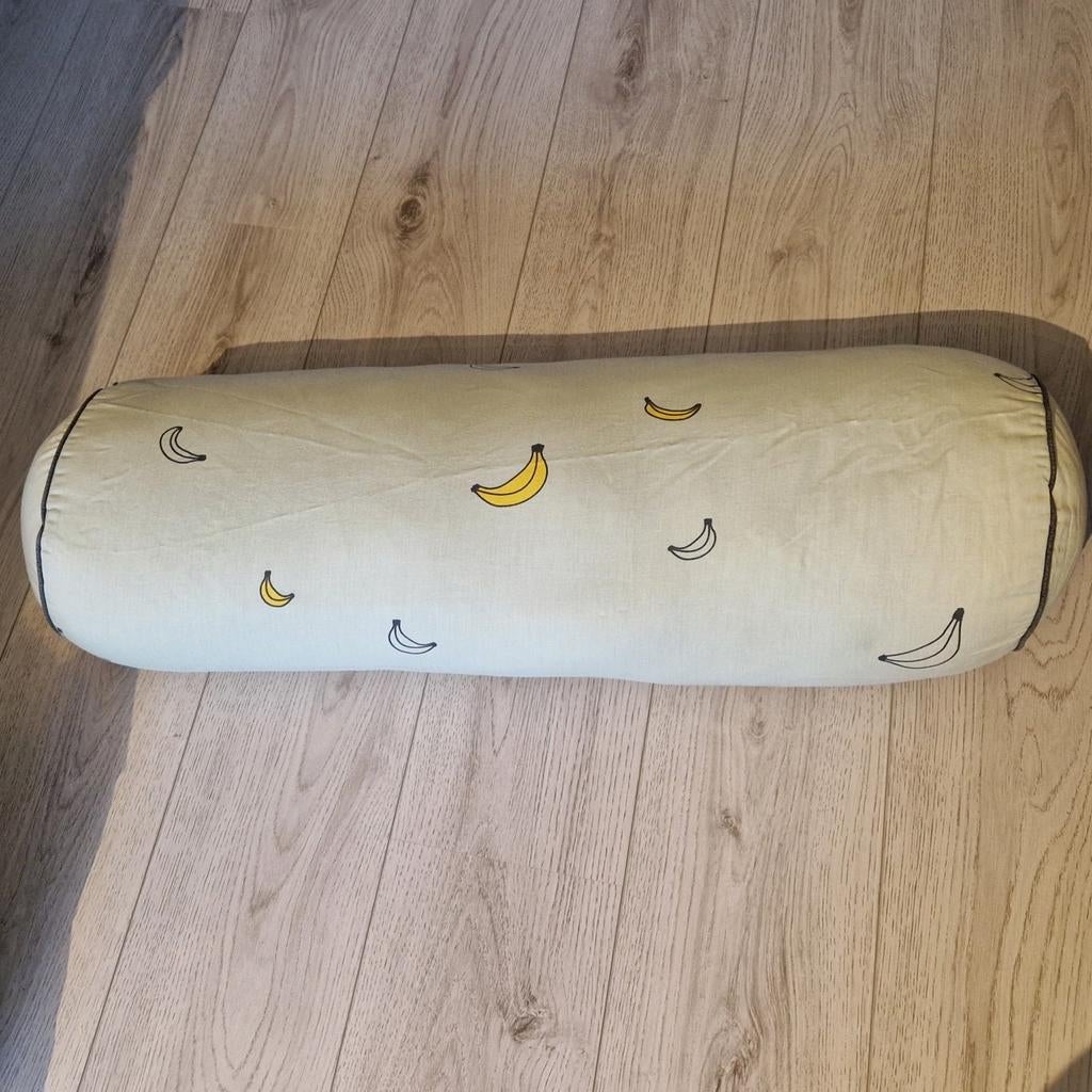 Ikea Bananen Kussen - Leuk en Comfortabel, Huis en Inrichting, Woonaccessoires | Kussens, Ophalen of Verzenden, Zo goed als nieuw