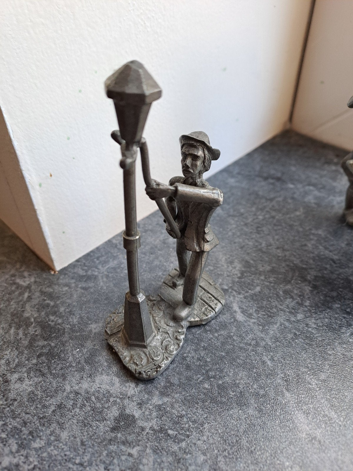2 tinnen beeldjes daalderop, Ophalen of Verzenden