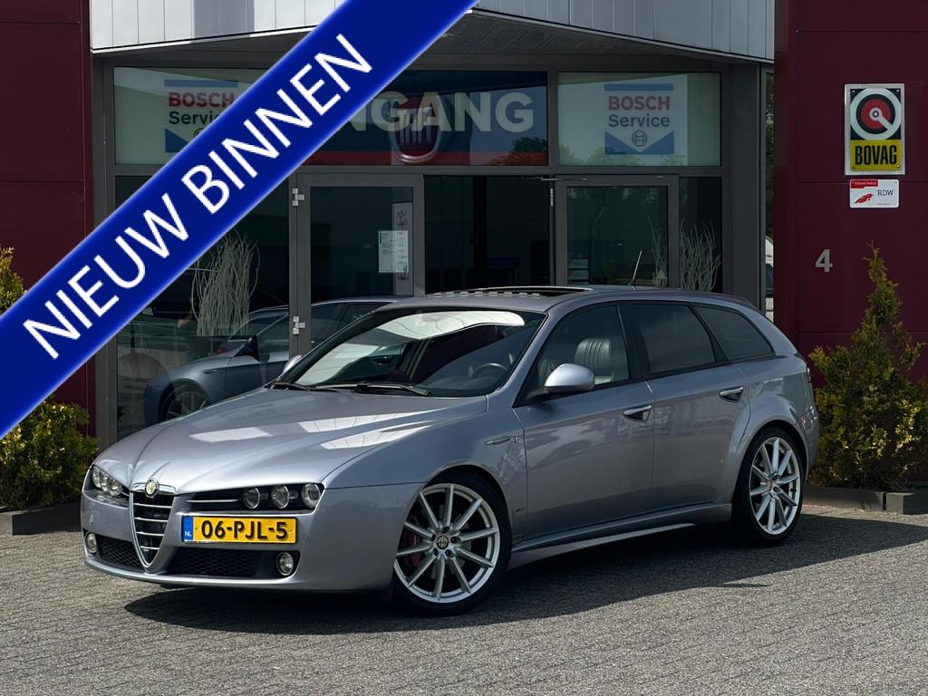 Alfa Romeo 159 Sportwagon 1.7 T Distinctive | Volledig onder, Euro 5, Gebruikt, 4 cilinders, Handgeschakeld