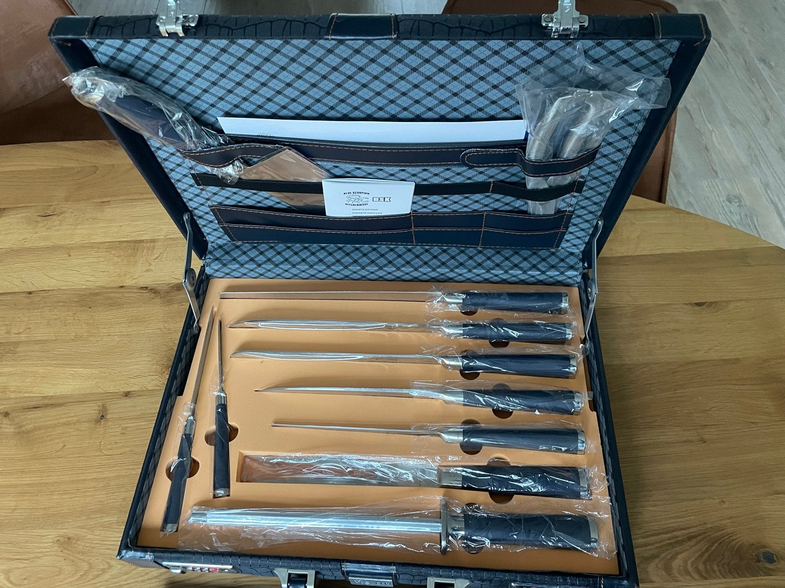 BSK Blue Scorpion Kitchenware 12-delige Messenset in Koffer, Bestekset, Nieuw, Ophalen of Verzenden, Rvs of Chroom