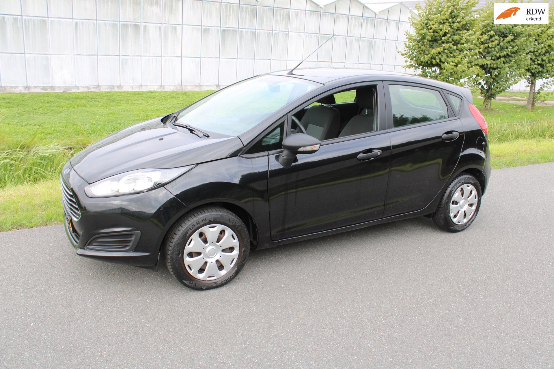 Ford Fiesta 1.25 5 Drs met Airco, Auto's, 4 cilinders, 60 pk, Zwart, Bedrijf