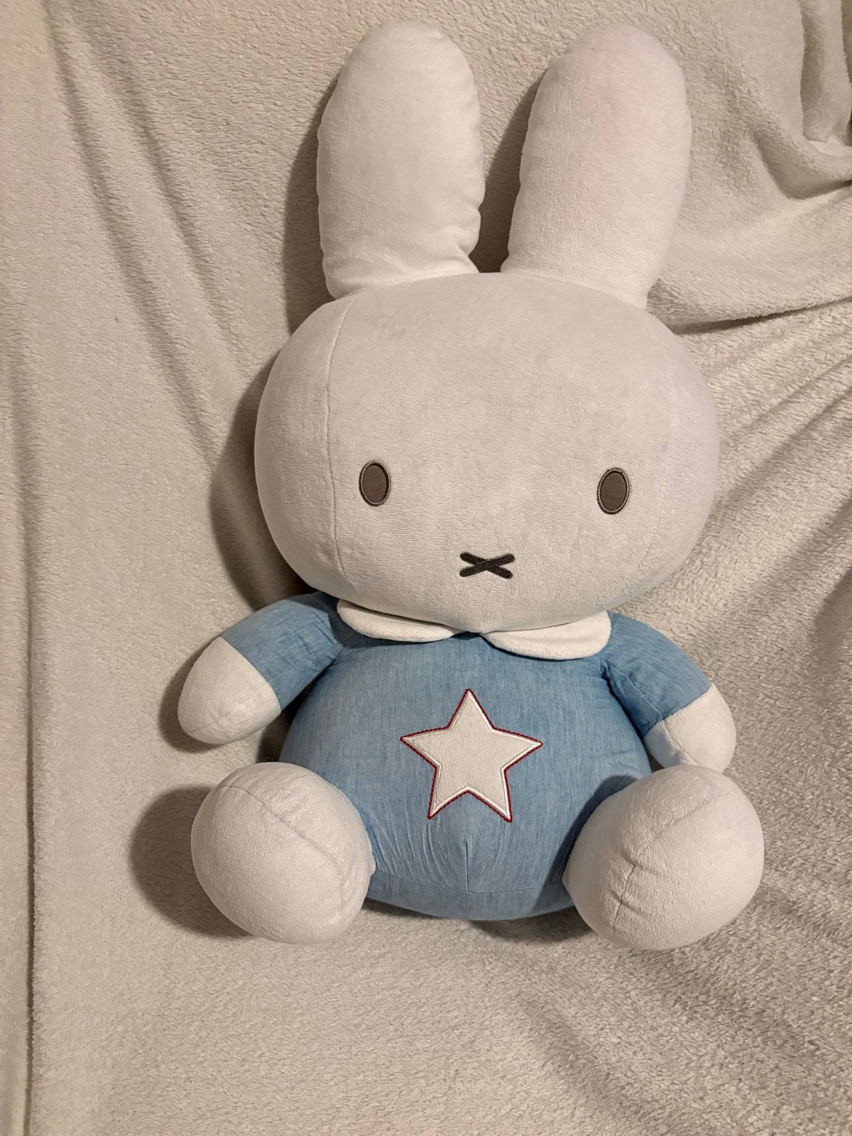 Grote Nijntje knuffel met blauw pakje en ster, Overige merken, Konijn, Nijntje, Ophalen of Verzenden