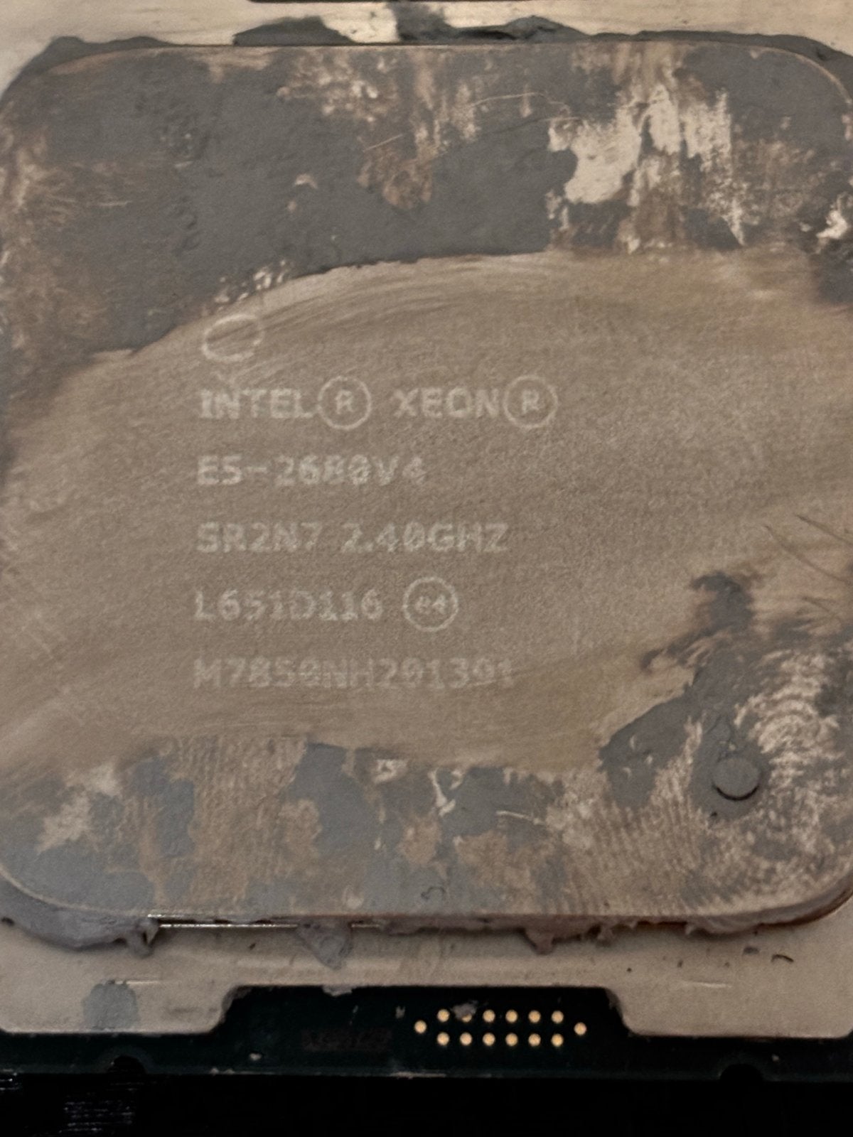 Intel Xeon E5-2688V4 Processor 2.40GHz SR2N7, Ophalen of Verzenden, Gebruikt, 2 tot 3 Ghz