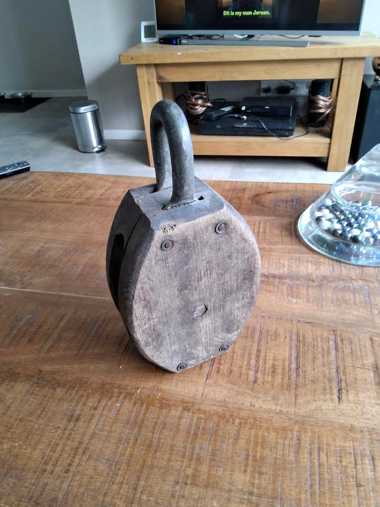 Oude houten katrol met metalen haak, Ophalen of Verzenden