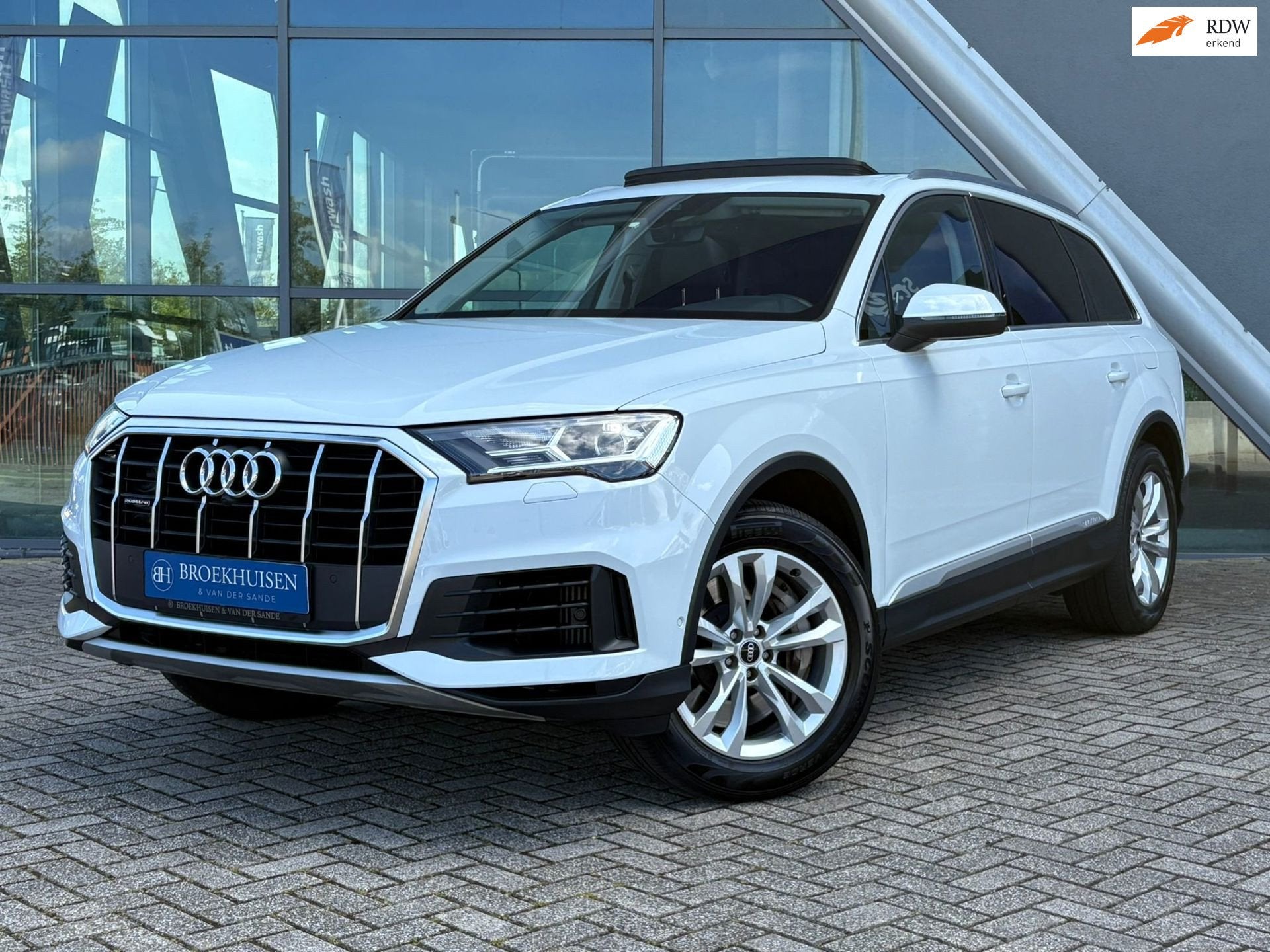 Audi Q7 55 TFSI e Plug in Hybride SOH 97,6% quattro Pro Line, Auto's, Automaat, Gebruikt, 2995 cc, Wit