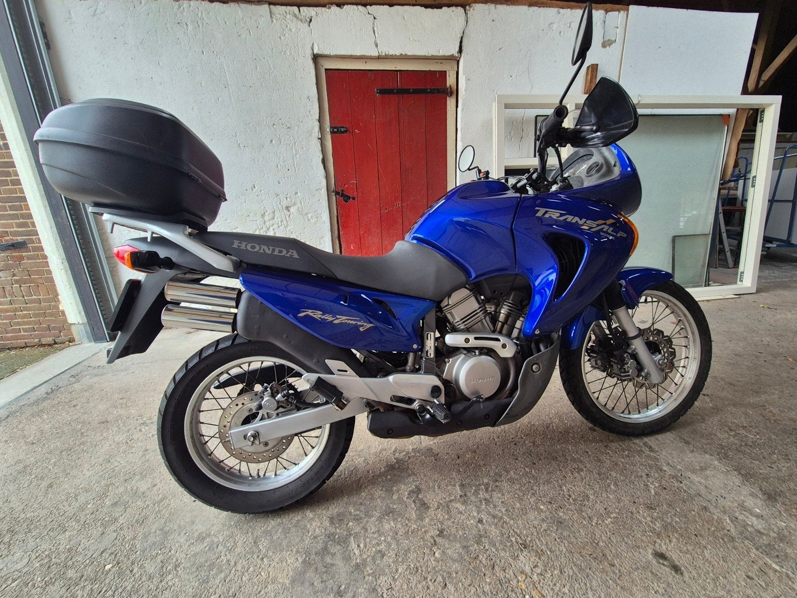 honda transalp 650, Handvatverwarming, 2 cilinders, Motorrijbewijs A, Gebruikt