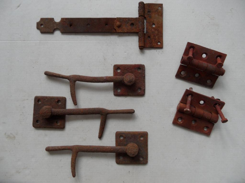 T-heng - windhaken - cabinehaak - scharnieren - roestig, Doe-het-zelf en Verbouw, Hang- en Sluitwerk, Ophalen of Verzenden, Gebruikt