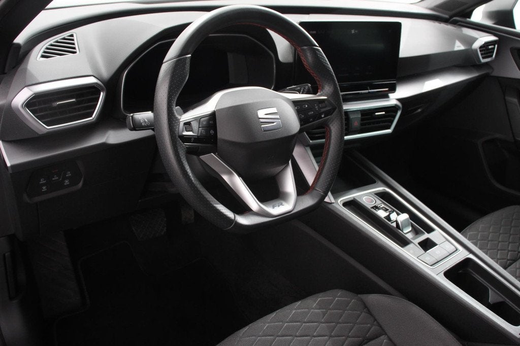 SEAT Leon ST FR 1.5 eTSI DSG Adaptieve Cruise Control Naviga, Auto's, Seat, Stof, Zwart, 4 cilinders, 700 kg