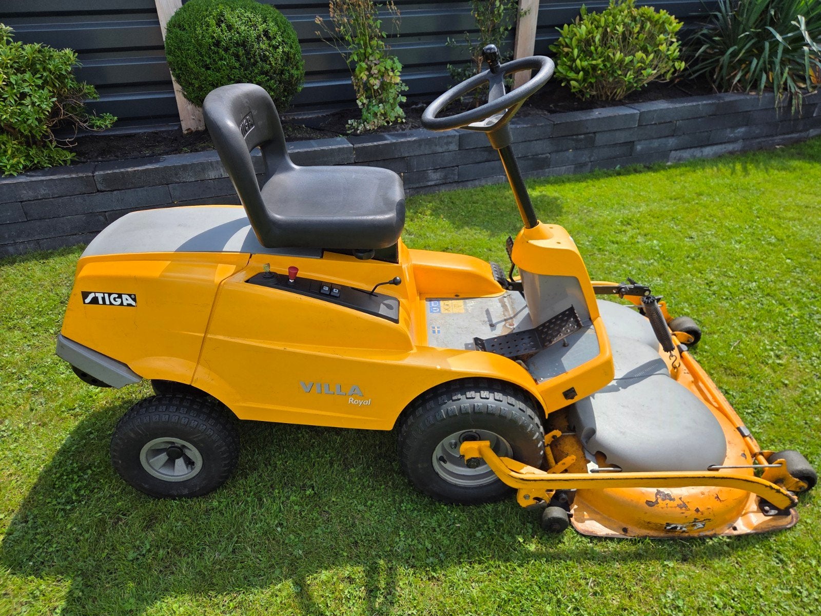 Stiga Villa Royal zitmaaier met Honda GCV530 motor, Cirkelmaaier, Gebruikt, Ophalen of Verzenden, Benzine-grasmaaier