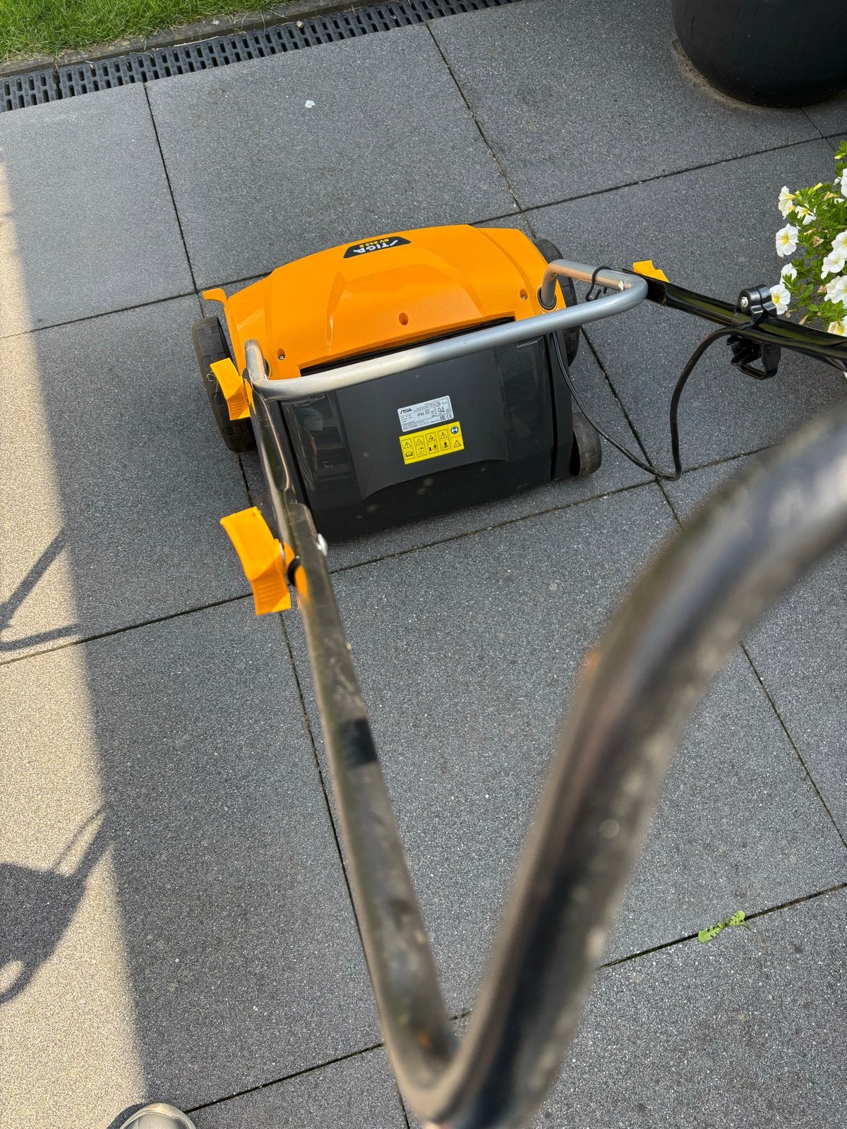 Stiga SV 213 E Elektrische Verticuteermachine, Ophalen, Zo goed als nieuw, Elektrische grasmaaier