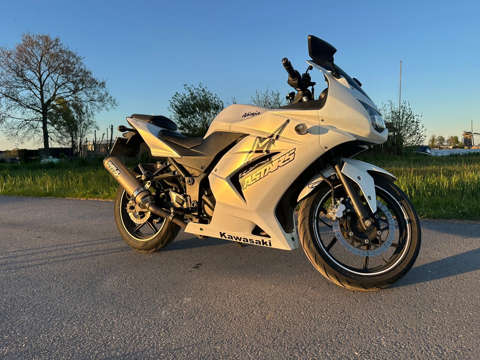 Kawasaki Ninja 250R 2009 - Wit (A2 motor), Motoren, 2 cilinders, Sportuitlaat, Gebruikt, Minimaal motorrijbewijs A2