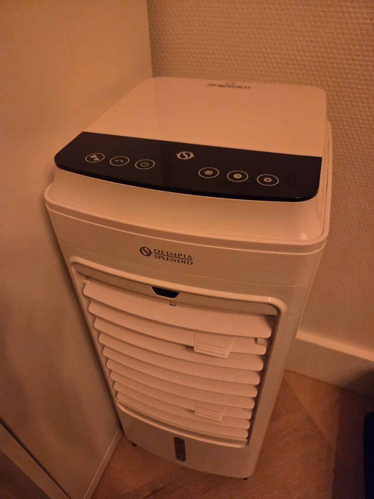 Airco op wielen Nieuw met opvang bak, Ophalen of Verzenden