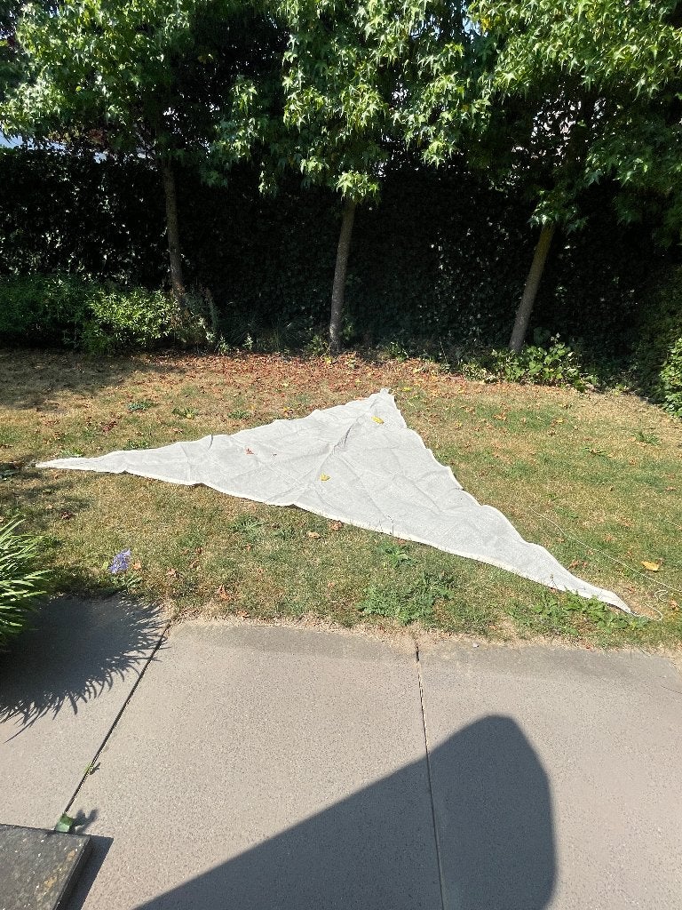 Schaduwdoek driehoek, Ophalen, Zo goed als nieuw
